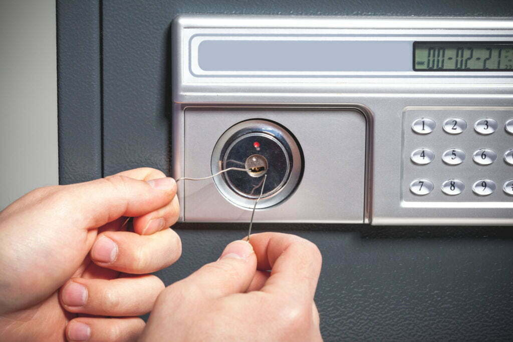 Safe Combination Change in Manhattan, NY 1 dlbeatsnoopcom 1642817769