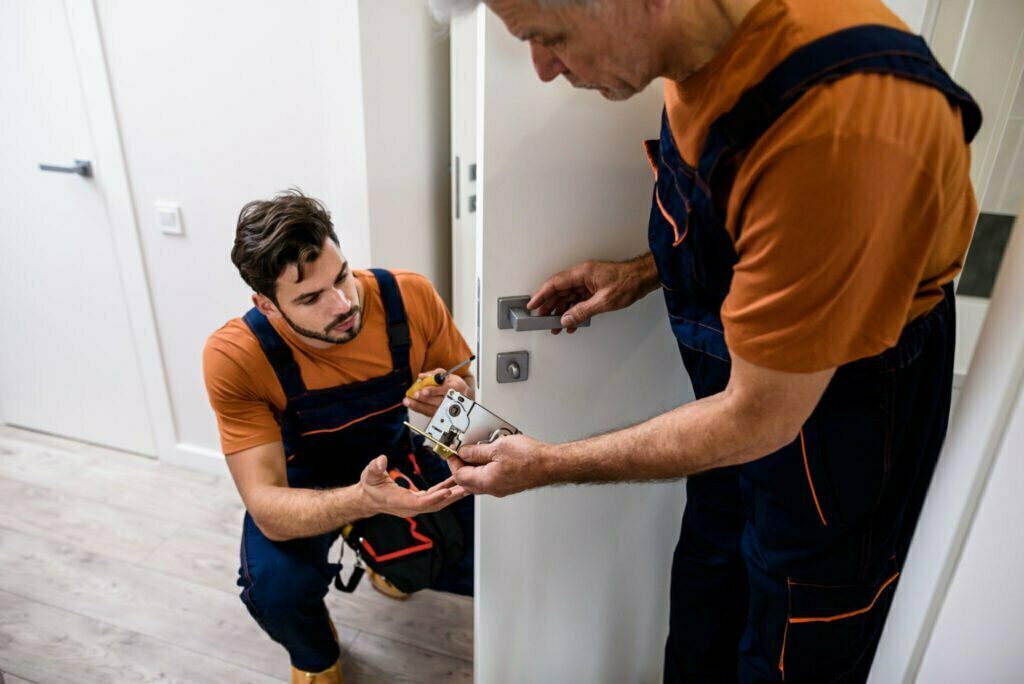 Lock Change in Manhattan, NY 4 dlbeatsnoopcom 1643196028